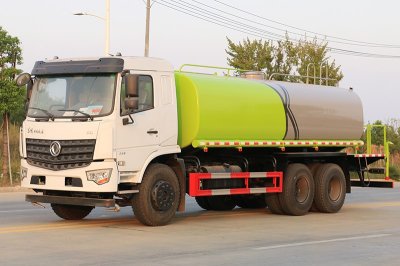國六東風(fēng)D3L后八輪 20噸 灑水車(chē)
