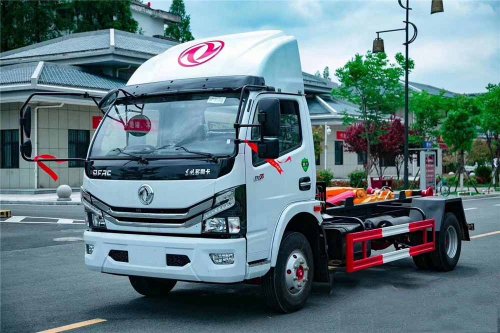 國六7-8方東風(fēng)D7 勾臂垃圾車(chē)