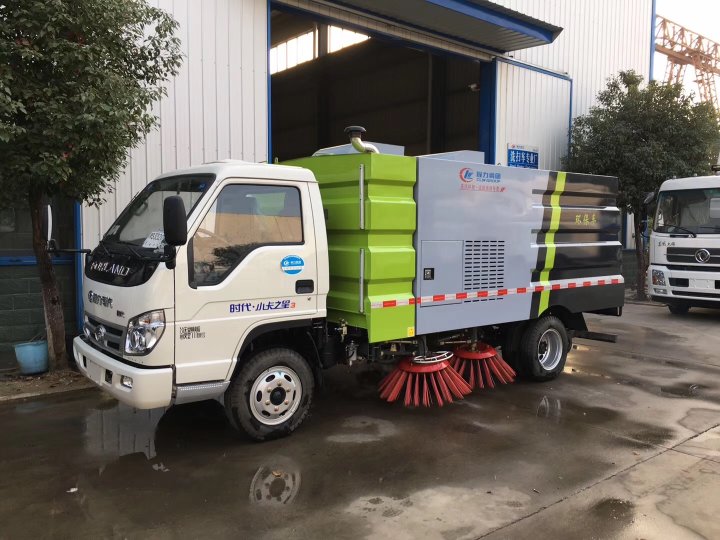 福田小卡時(shí)代掃路車(chē)（3立方）